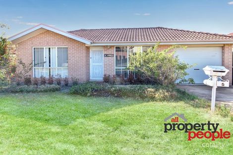 Property photo of 5 Norman Dunlop Crescent Minto NSW 2566