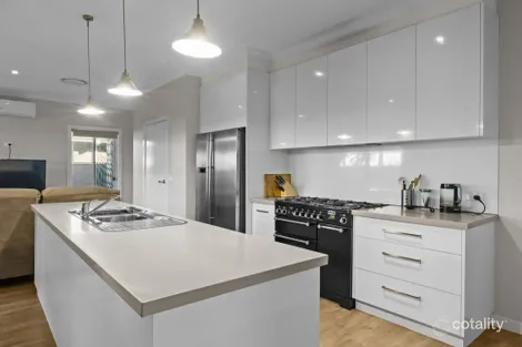 Property photo of 4 Norman Place Benalla VIC 3672