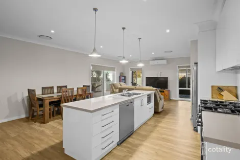 Property photo of 4 Norman Place Benalla VIC 3672