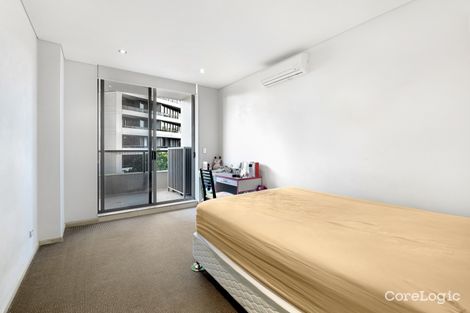 Property photo of 421/1 Aqua Street Southport QLD 4215