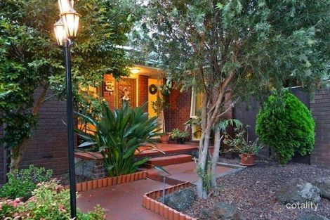 Property photo of 2 Alvaston Avenue Wantirna VIC 3152