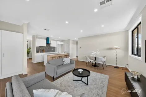 Property photo of 4 Willow Court Davoren Park SA 5113