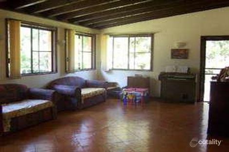 Property photo of 4 Daphne Close Wyoming NSW 2250