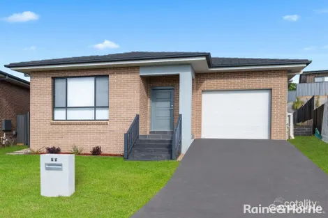 Property photo of 46 Cassio Way Rosemeadow NSW 2560