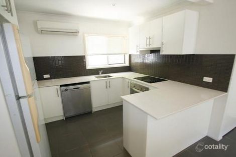 Property photo of 2/19 Darrambal Street Surfers Paradise QLD 4217