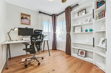 Property photo of 7 Edrington Park Drive Berwick VIC 3806