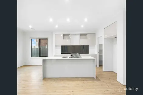 Property photo of 22 Colchester Drive Werribee VIC 3030
