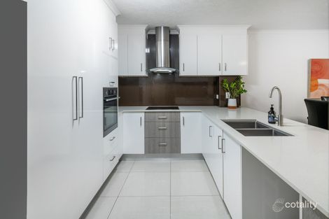 Property photo of 3/27-29 Walton Street Southport QLD 4215