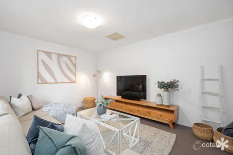 Property photo of 5 Mackinlay Place Winthrop WA 6150