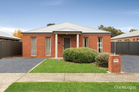 Property photo of 11 Jemacra Place Mount Clear VIC 3350