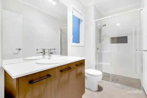 Property photo of 35 Moonlight Way Mickleham VIC 3064