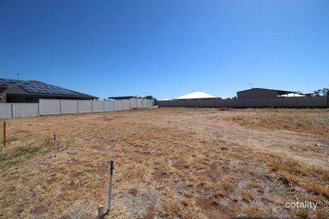 Property photo of 6 Belmont Place Emerald QLD 4720