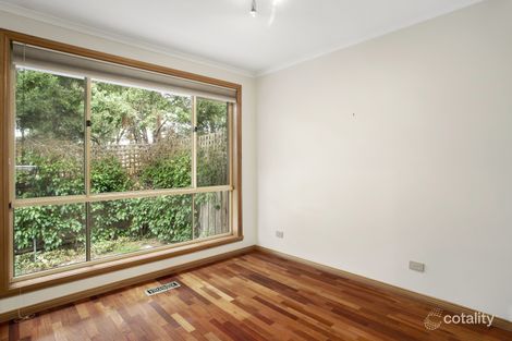 Property photo of 4/139 Grimshaw Street Greensborough VIC 3088