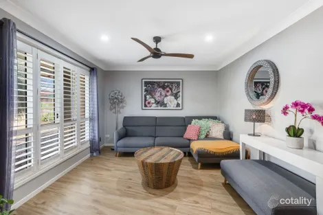 Property photo of 13 Spring Garden Court Middle Ridge QLD 4350