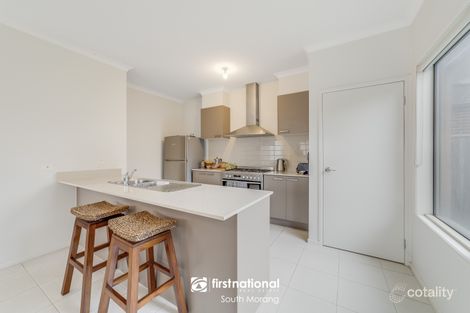 Property photo of 33 Cotchin Close Wollert VIC 3750