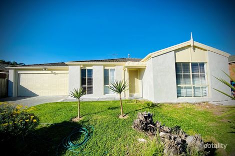 7 Peveril Cres, Cranbourne North, VIC 3977