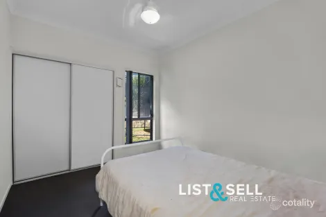 Property photo of 9 Buckingham Loop Oran Park NSW 2570