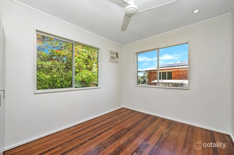 Property photo of 34 Burramugga Crescent Kirwan QLD 4817