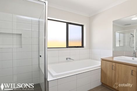 Property photo of 2/72 Station Road Marshall VIC 3216