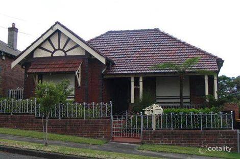 13 Gower St, Hurlstone Park, NSW 2193