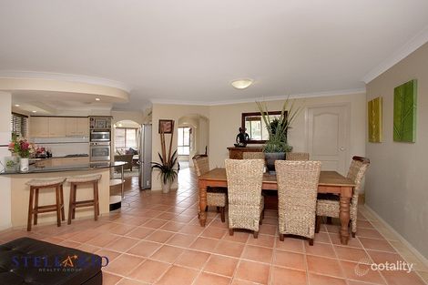 Property photo of 11 Sunhaven Crescent Kuraby QLD 4112