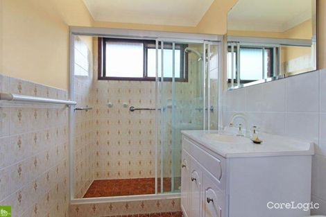 Property photo of 2/2 View Street Lake Illawarra NSW 2528