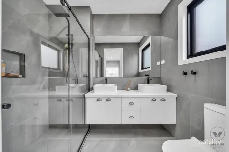 Property photo of 17 Rivella Circuit Tarneit VIC 3029