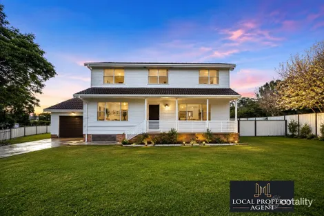 11 Mckevitte Ave, East Hills, NSW 2213