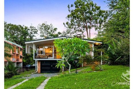 Property photo of 23 The Esplanade St Lucia QLD 4067