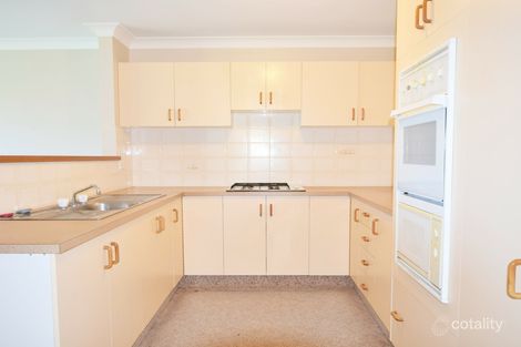 4/4 Old Barracks Lane, Young, NSW 2594