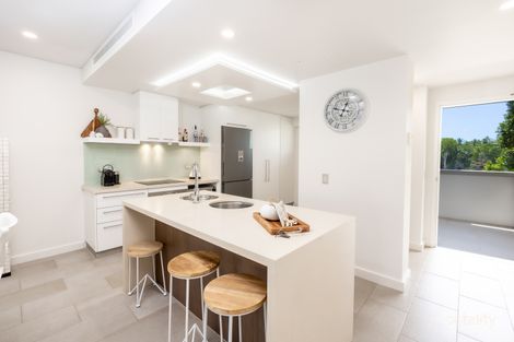Property photo of 303/5 Triton Street Palm Cove QLD 4879