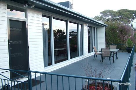 Property photo of 8 Tangara Road Mount Nelson TAS 7007