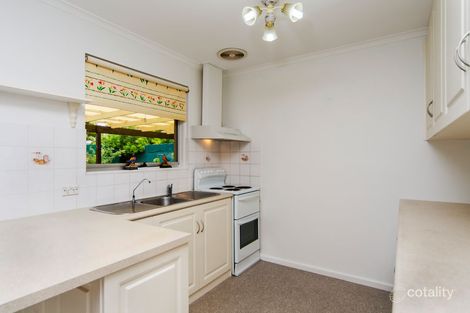 Property photo of 12 Karalee Grove Reynella SA 5161