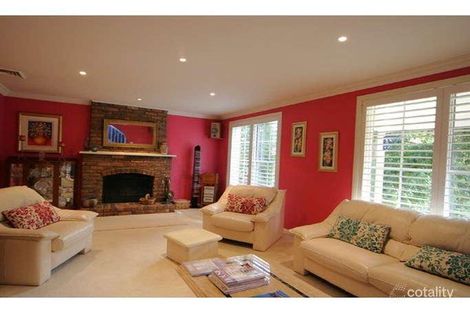 Property photo of 6 Fallen Leaf Court West Pennant Hills NSW 2125