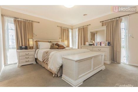 Property photo of 2 Wattletree Street Craigieburn VIC 3064