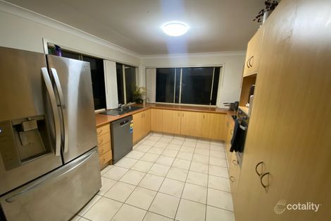 Property photo of 11 Golden Bear Drive Arundel QLD 4214