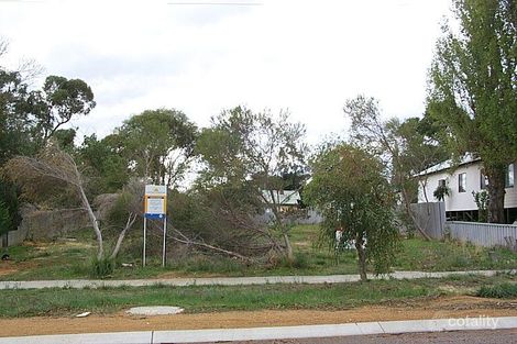 7 Frederic St, Koongamia, WA 6056