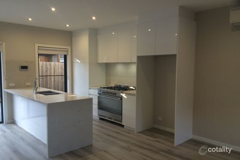 Property photo of 2/41 George Street St Albans VIC 3021