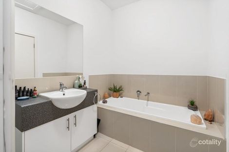 Property photo of 99 Marathon Boulevard Craigieburn VIC 3064
