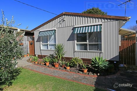 Property photo of 186 Seventh Avenue Rosebud VIC 3939