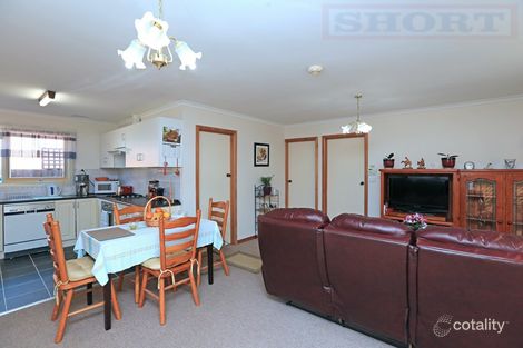 Property photo of 186 Seventh Avenue Rosebud VIC 3939