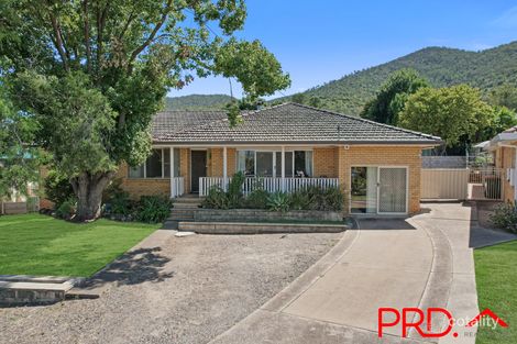 Property photo of 4 Maple Place East Tamworth NSW 2340