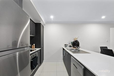 Property photo of 8 Henbury Street South Ripley QLD 4306