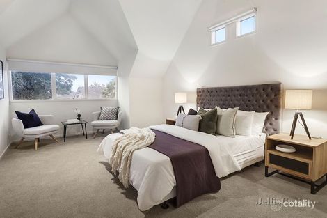 Property photo of 11B Walnut Street Carnegie VIC 3163