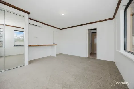 Property photo of 115 Brazier Road Yanchep WA 6035