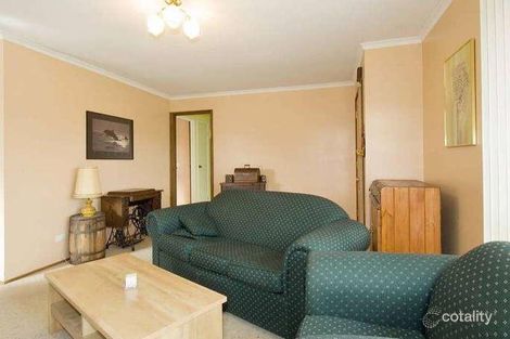 Property photo of 43 Barker Drive Mooroolbark VIC 3138