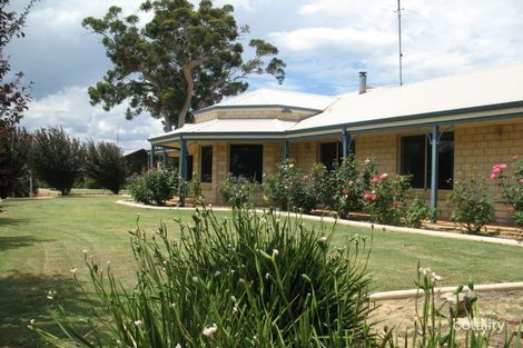 6 Butler Rtt, Waroona, WA 6215