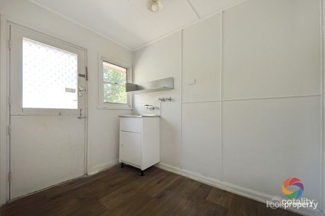 Property photo of 27 Price Street Riverview QLD 4303