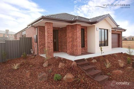 Property photo of 14 Creekside Boulevard Manor Lakes VIC 3024