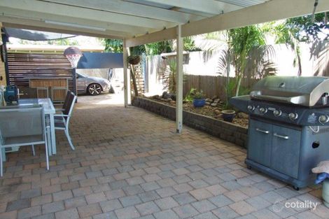 Property photo of 4/22 Kumbar Street Pacific Paradise QLD 4564